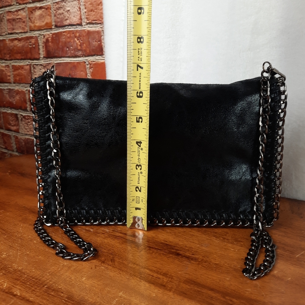 Elegant Black Gunmetal Chain Crossbody Shoulder Bag - Picture 6 of 10
